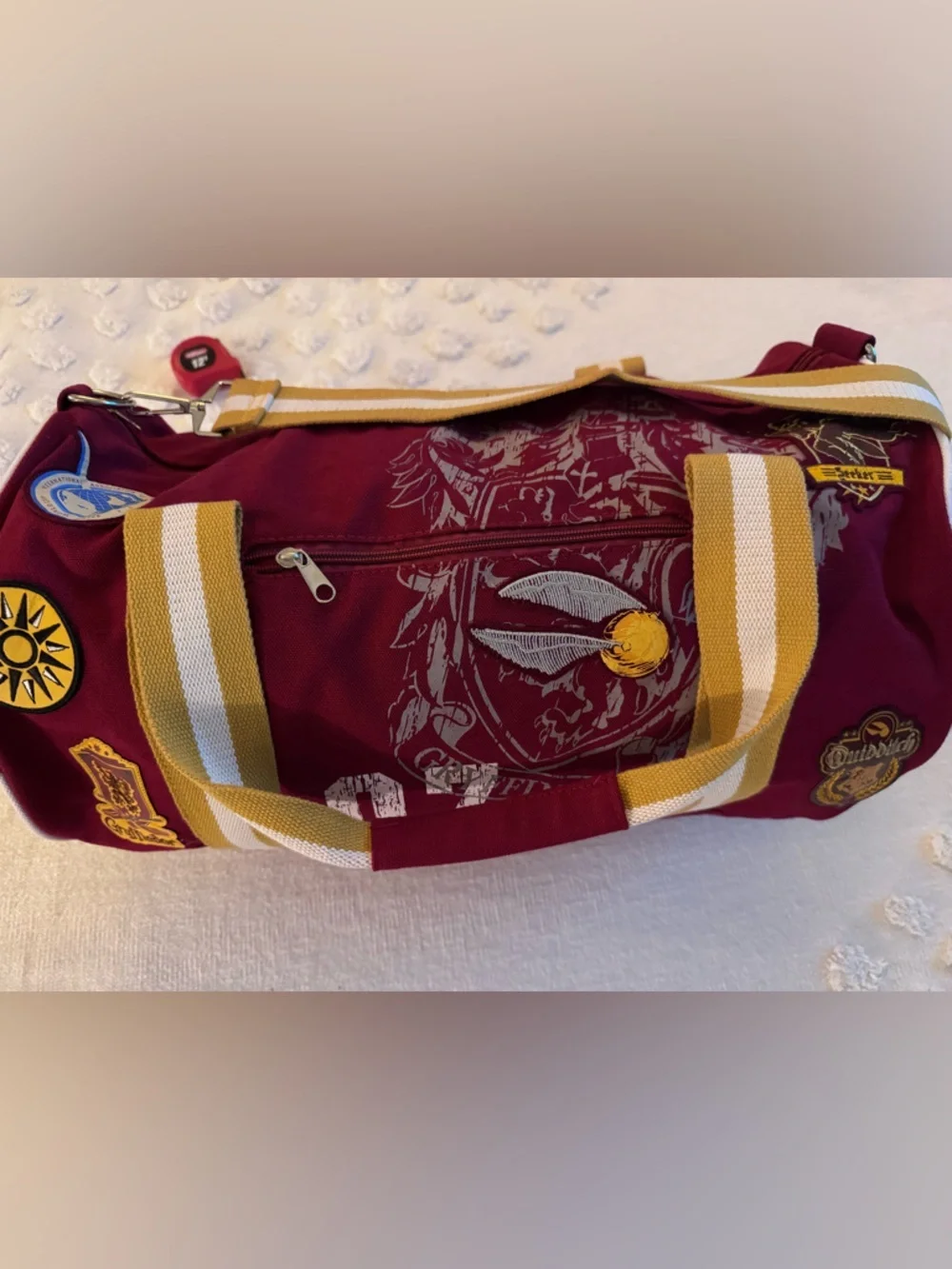 UNIVERSAL STUDIOS HARRY'S QUIDDITCH TEAM NUMBER 07 DUFFLE BAG